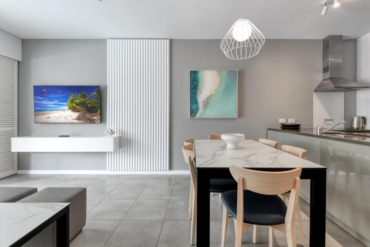 Beach Club Port Douglas Luxury Apartments Bagian luar foto
