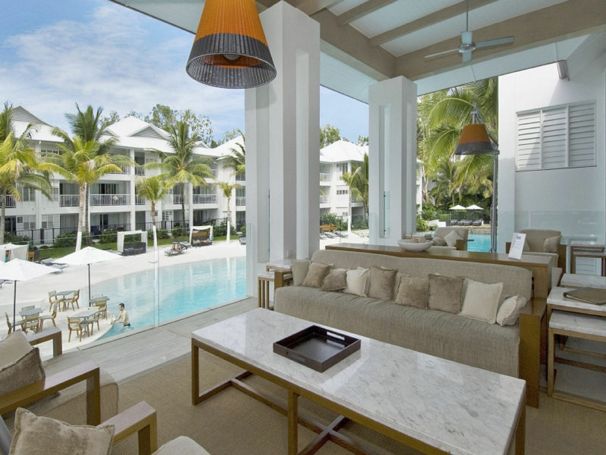 Beach Club Port Douglas Luxury Apartments Bagian luar foto